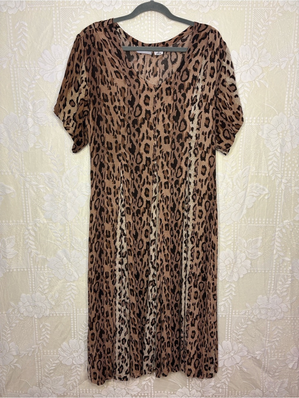 Vintage Starina Flowy Leopard Print V-Neck Maxi Dress Original Shoulder Pads